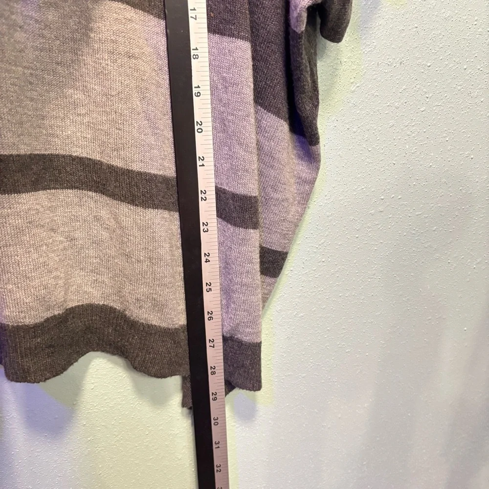 RD Style Oversized Striped Batwing Sweater - Size Small - Picture 7 of 7